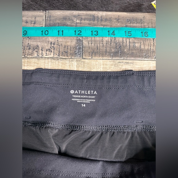 Women’s Athleta black comfy shorts sz 14 - Picture 3 of 4